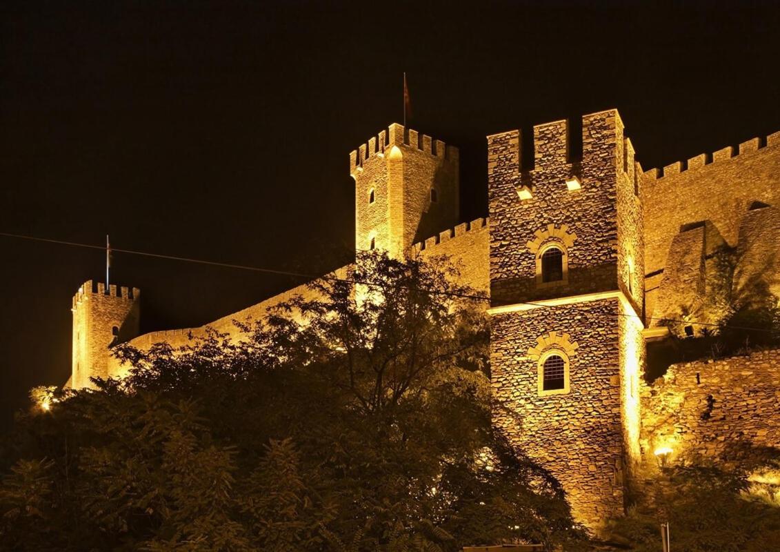 Guest House Sani Скоп'є Екстер'єр фото