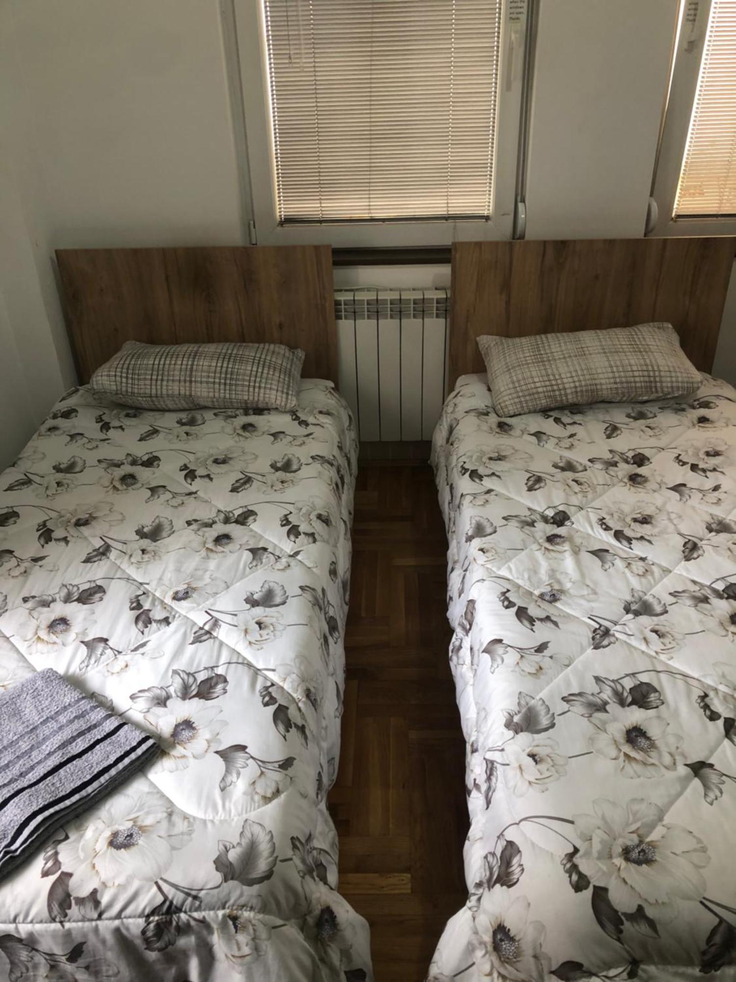 Guest House Sani Скоп'є Екстер'єр фото